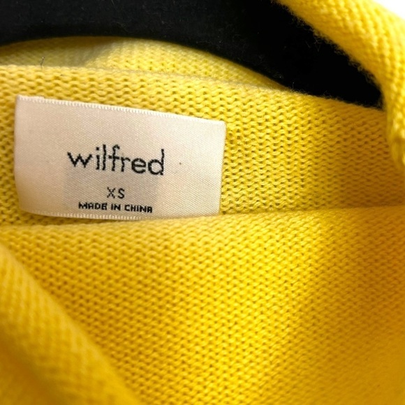 Aritzia Wilfred Cyprie Turtleneck Sweater - Picture 6 of 9